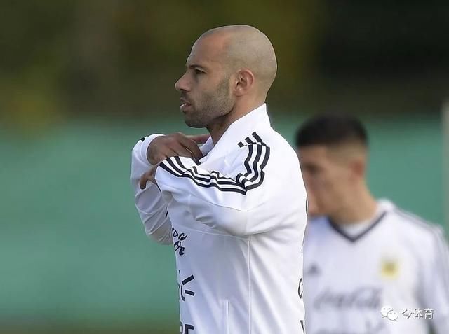 俄罗斯世界杯赛名单出炉,中超联赛创纪录九人