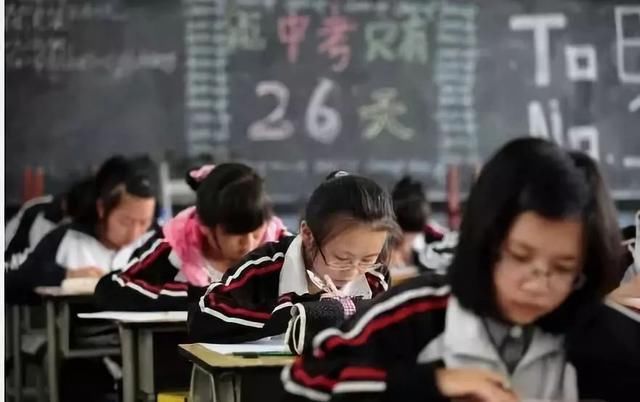 暑假通知!2018武汉中小学放假时间已定!你的学