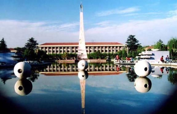 这所985很牛气,地处西北,就业质量却高过复旦