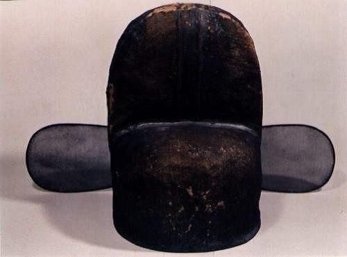 花翎,为何输给了明朝造价低廉的乌纱帽?