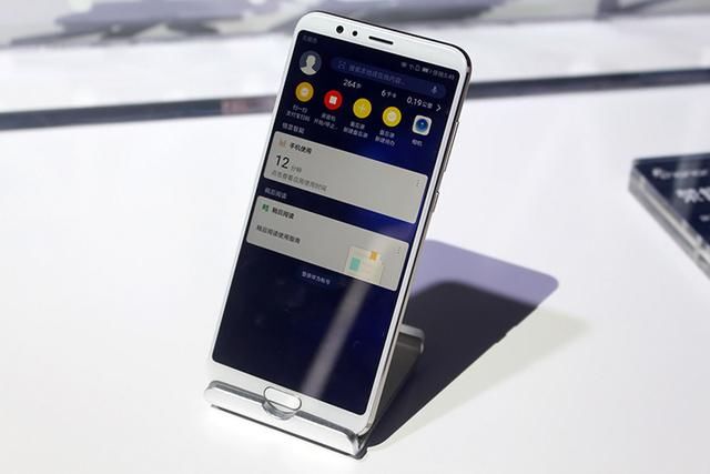 麒麟970降格对阵骁龙660?荣耀V10价格跌破1