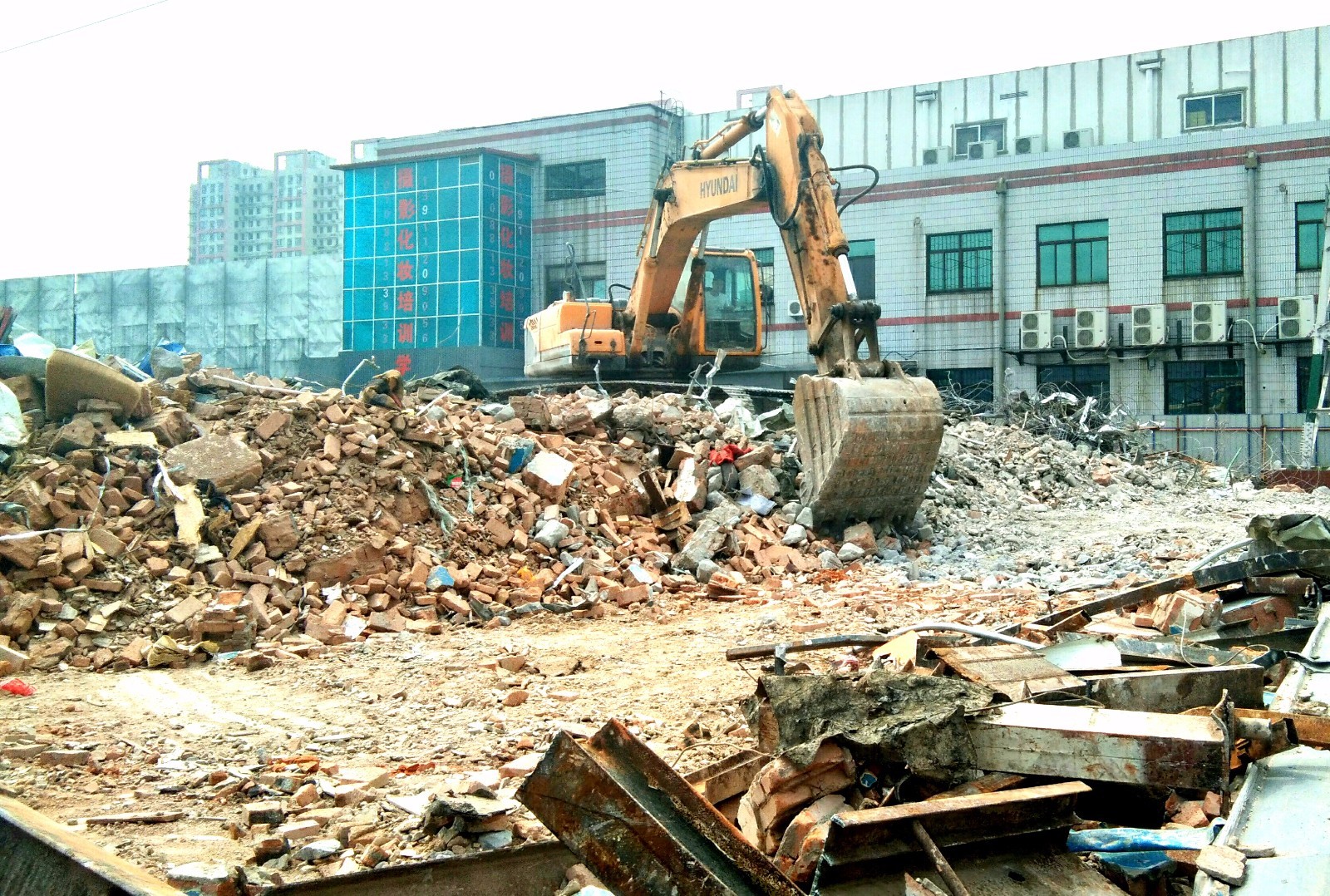 五棵松集美家具城被拆 腾笼换鸟增添文化气息