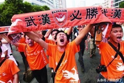 武汉卓尔老板道出征战中超新目标!一段独白可