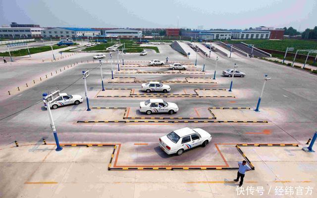 你科目三练车练了多久就过了?