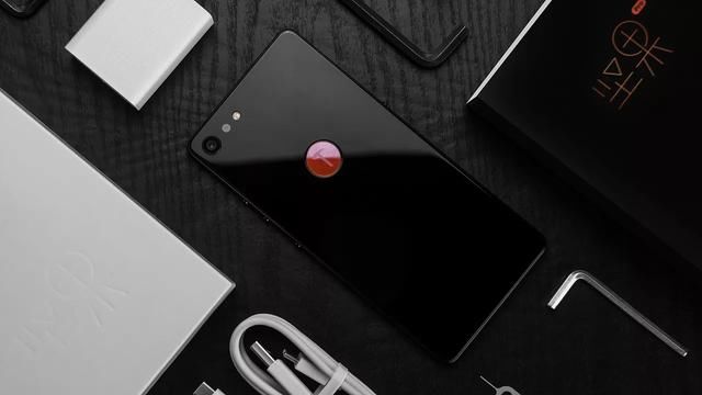 1低配版?传坚果Pro3现身:骁龙710+无线充电,对