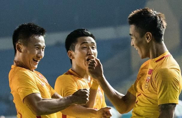 够狠!一张黄牌让国足再遭当头闷棍? 亚运会拿