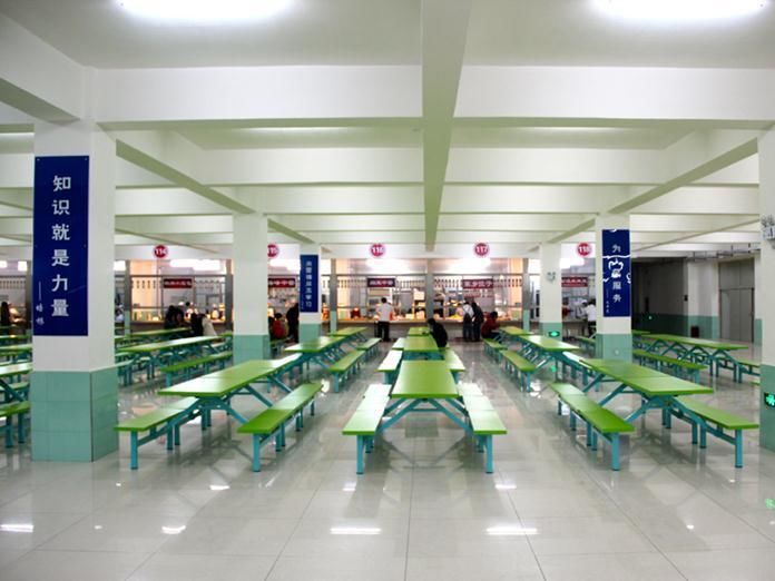 辽宁财贸学院校园景色