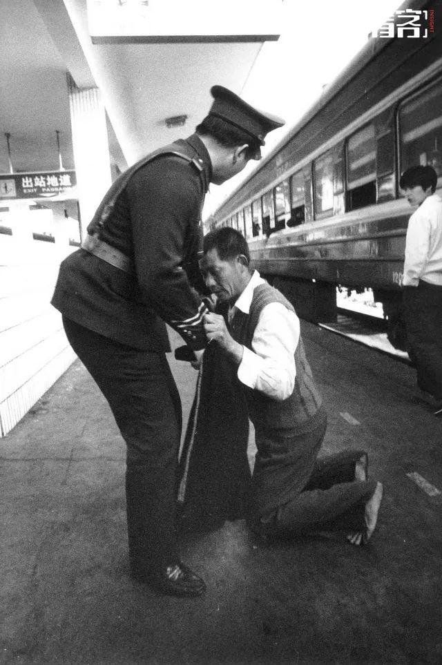 你可能不知道,90 年代广州火车站有多危险