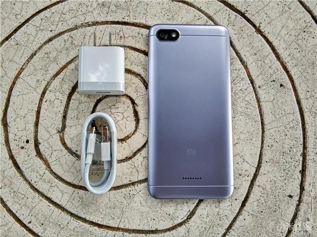 售价599元的红米6A体验,这款手机你觉得值得