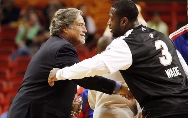 福布斯全球体育老板富豪榜出炉,他居然超过了