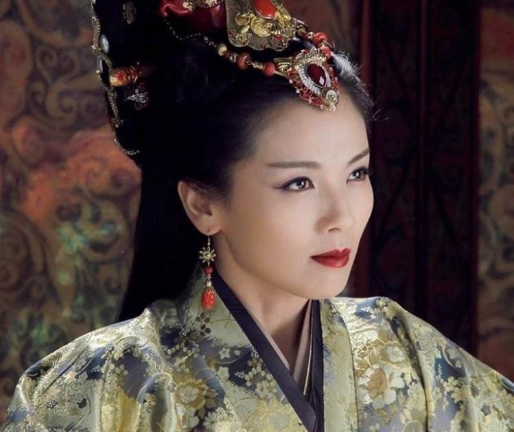 古装剧里女星黑化前后妆容对比,赵丽颖孙俪,哪