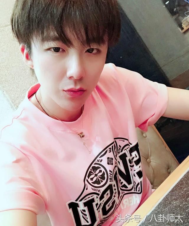 抖音最具影响力的四大网红,摩登兄弟上榜,她是