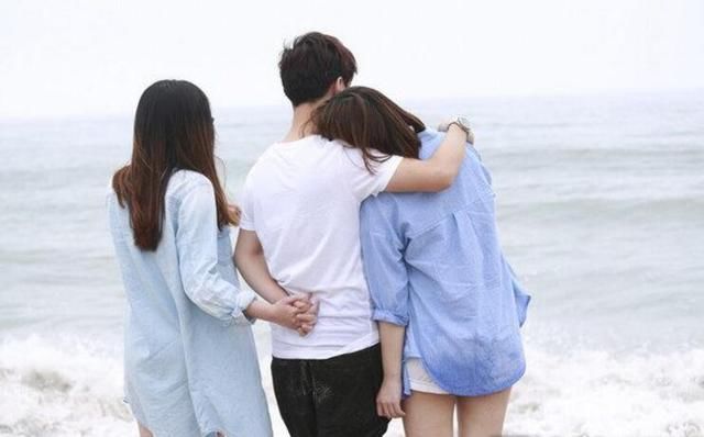 不论感情多深厚,劈腿必定会破坏情侣之间的关系.