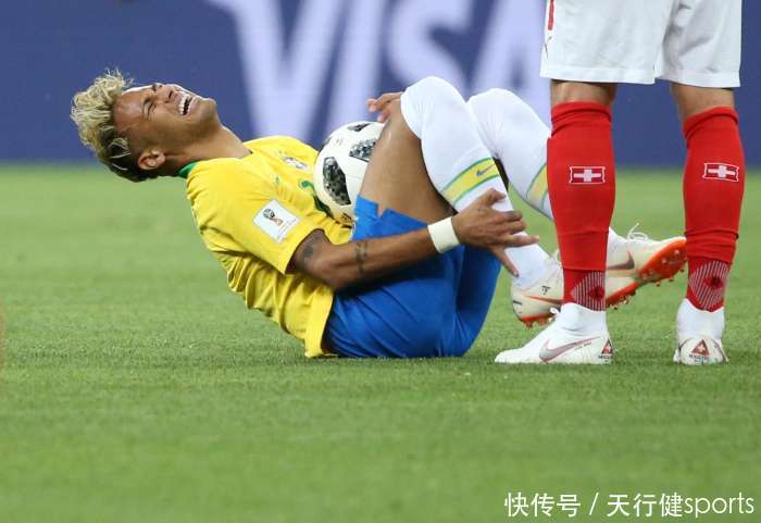 C罗梅西内马尔面对拯救球队的机会 只有他退缩