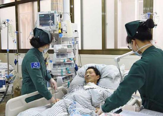 浙江瓜农患病不配合治疗 医生帮其卖掉5000斤香瓜
