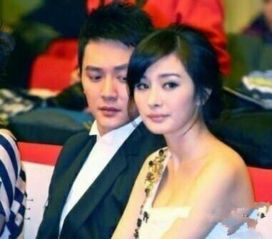 杨幂被李易峰袭胸赵又廷高圆圆秀恩爱圆圆小