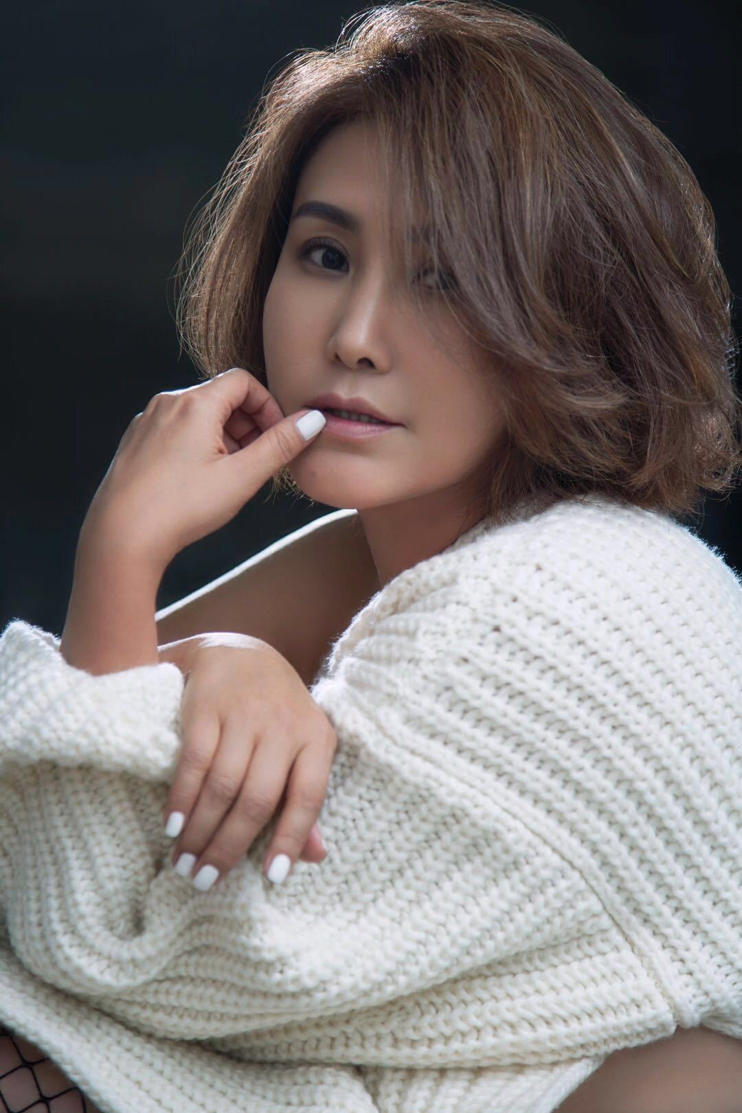 王茜冻龄写真曝光 格调lady展示别样风情