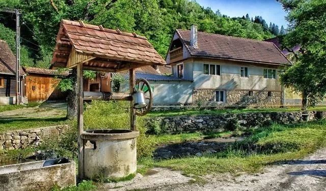 农村一户一宅,一户最多是多少人,一宅是多大面