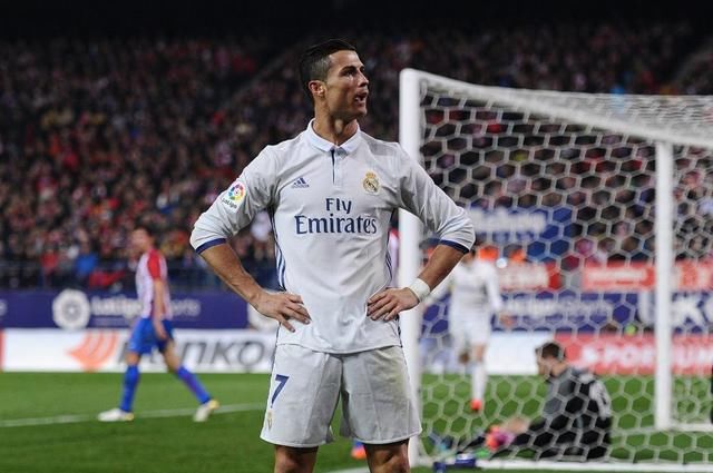 瓜迪奥拉太牛了!曼城力压皇马巴萨,10年最强英