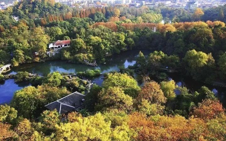 热点 | 贵州这三个地方上榜中国最适合养老的