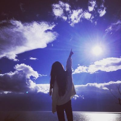 微信情侣头像一对两张唯美背影