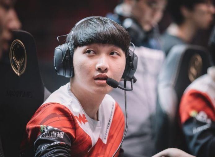 LOL:Knight创天价转会费 去的队伍不是RNG而