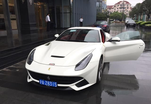 黄毅清辟谣:我算不上有钱人,但是区区几百万的