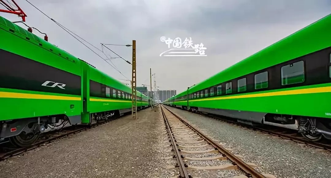 蓝暖男、绿巨人…复兴号上新了