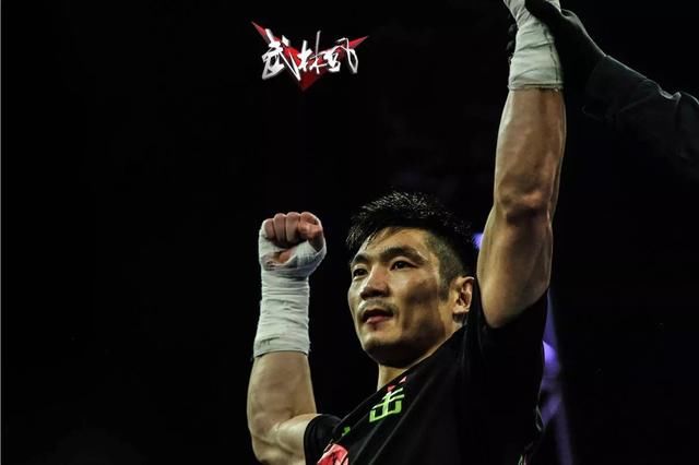 散打队长付高峰再度出战武林风,想要接替方便