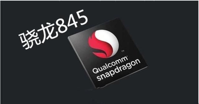 小米8终于现货!等魅族16还是买小米8?网友的