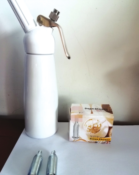 苏州市场"笑气"不多但可网购 警方已重点关注