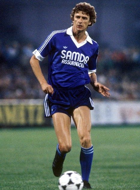 这支温格的母队前年还在丙级联赛,如今却送给