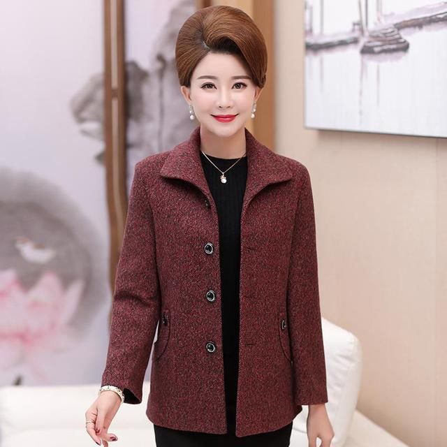 最显瘦的穿搭是什么?卫衣还是裙子,看看这些,