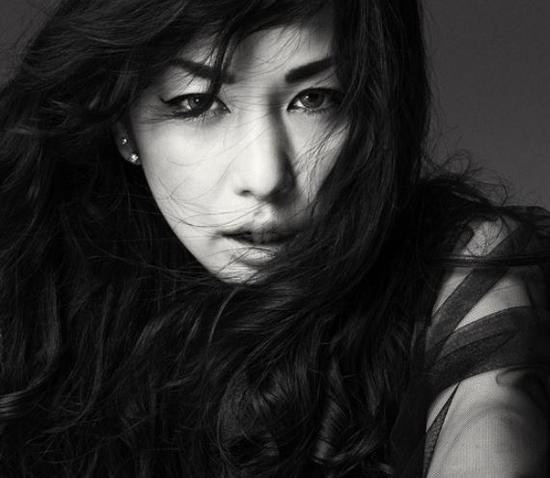 除了以往与中岛美雪,玉置浩二,加藤美丽亚,前川真悟, amazarashi,saku