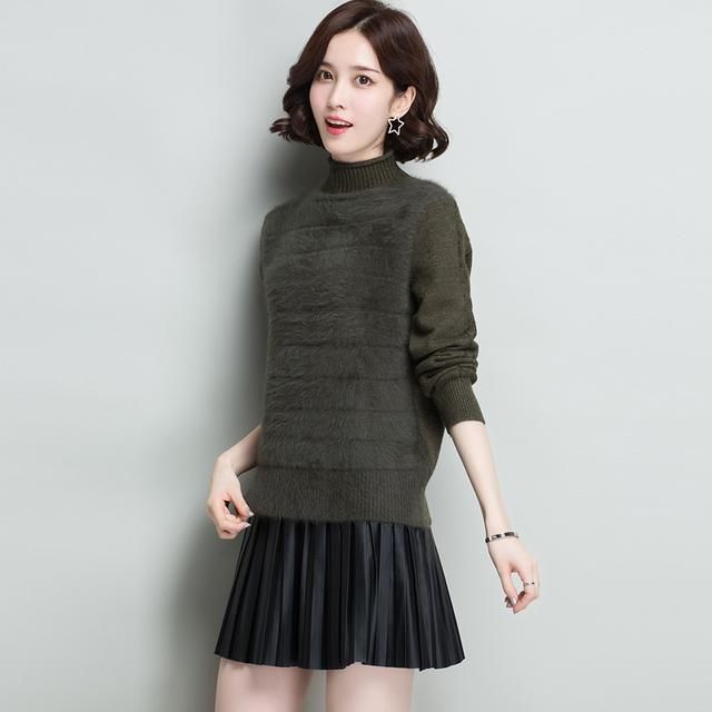 三四十岁女人穿嫩点,别再毛衣打底裤,长款毛衣