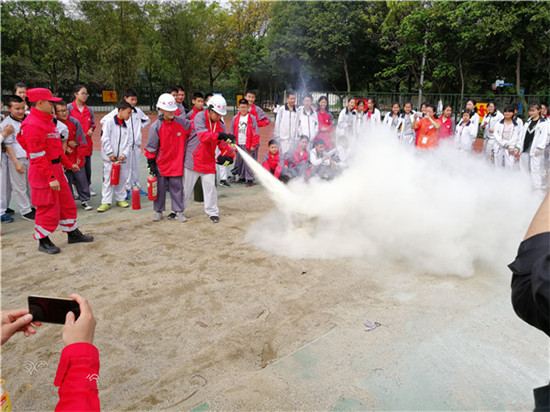 城厢学校携手青白江区义工联合会开展青少年防