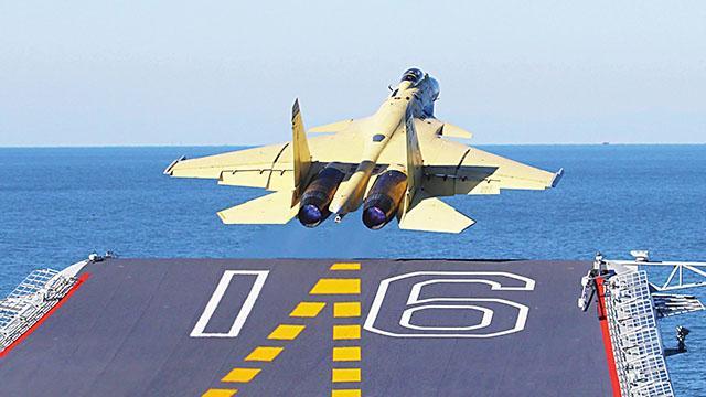 滑跃起飞 英雄试飞员称感觉如撞墙 滑跃起飞 英雄试飞员称感觉如撞墙