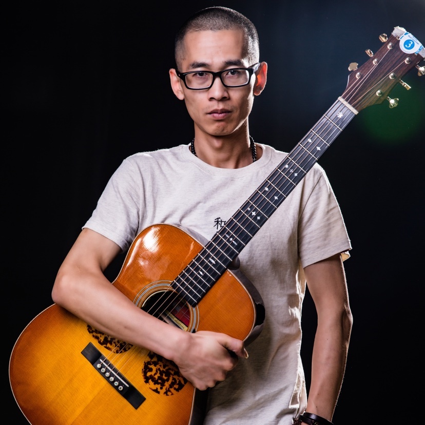 吉他声来了 帅哥满血复活