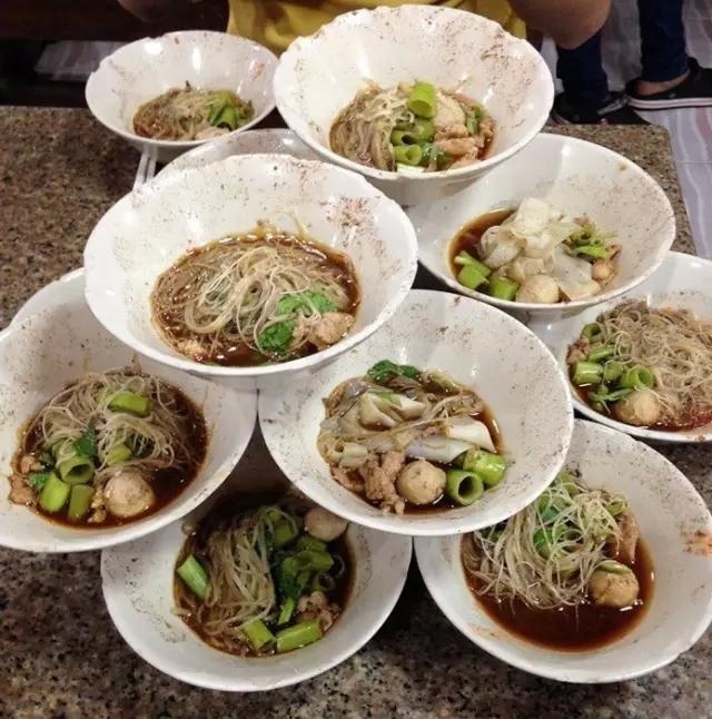 发朋友圈的绝佳素材|泰国船面