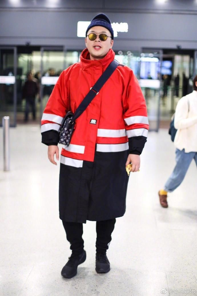 杜海涛与戚薇穿同款衣服 将撞衫的威力发挥到