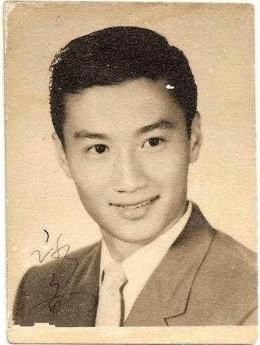 81岁又当爹?谢贤混迹娱乐圈50载,又何惧区区