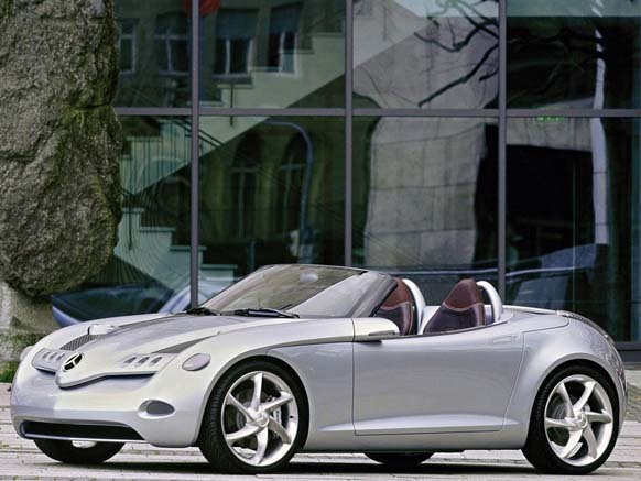 【图】奔驰SLA新车图片详解 奔驰SLA动力性能评测 【图】奔驰SLA新车图片详解 奔驰SLA动力性能评测