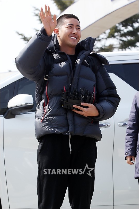 黄光熙低调入伍,闪光夫妇善花发文祝福