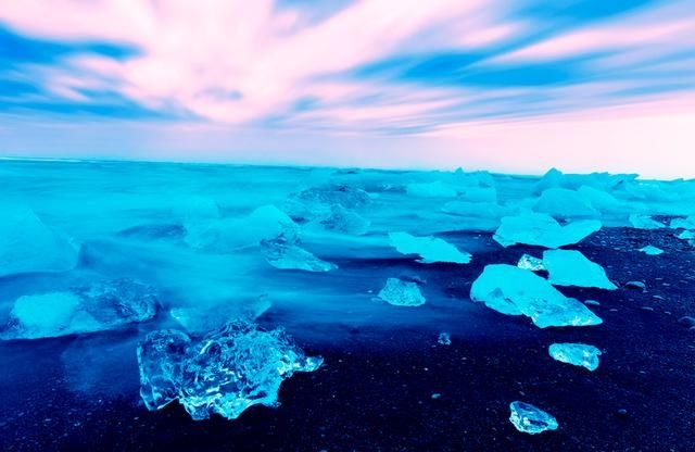 别再说冰岛是世界杯的黑马,不是职业球员照样