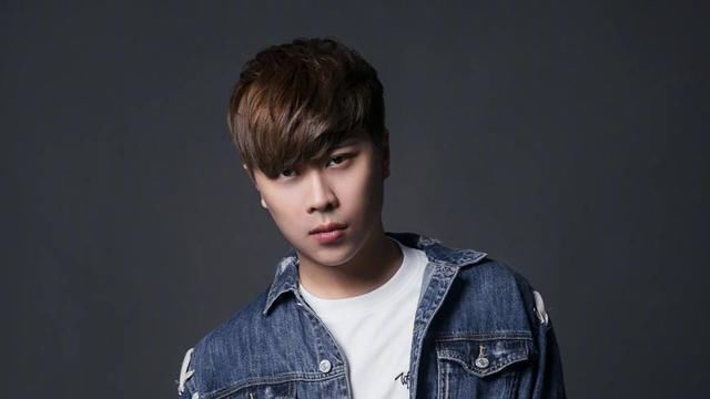 斗鱼铁粉最多的5位主播:第2位请粉丝吃饭花20