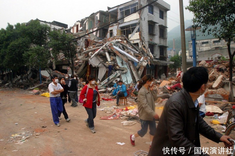 汶川大地震高考差一本11分复读一年610上人大