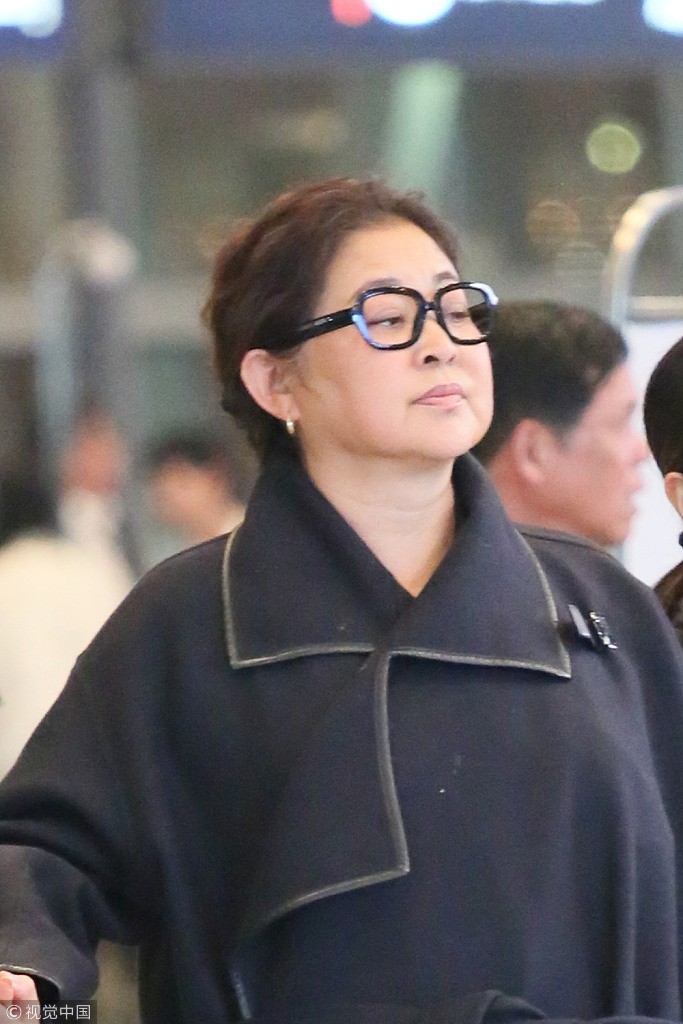 59岁倪萍近照曝光 瘦身成功气色超好 颜值重回十年前_北京时间