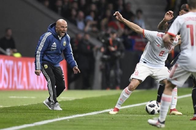 阿根廷足球人才枯竭无人接班梅西一代,一帮30