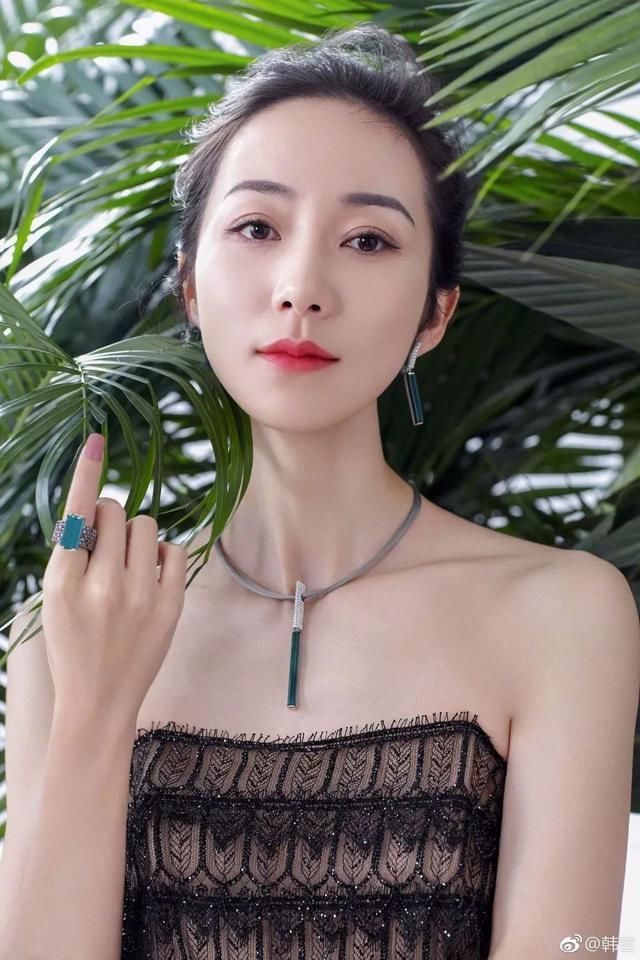 颜值演技才华都在线的女神韩雪:这才是京圈格