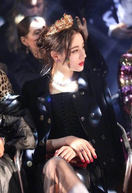 迪丽热巴公开表白,竟不是鹿晗!可听到他的名字